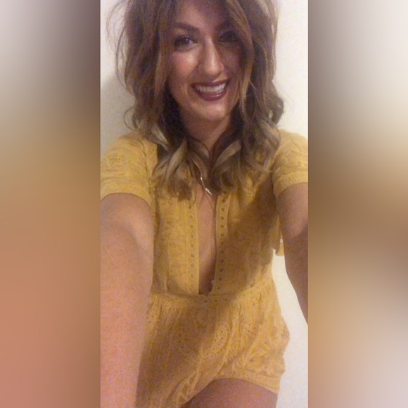 Yellow romper - Picture 2 of 3